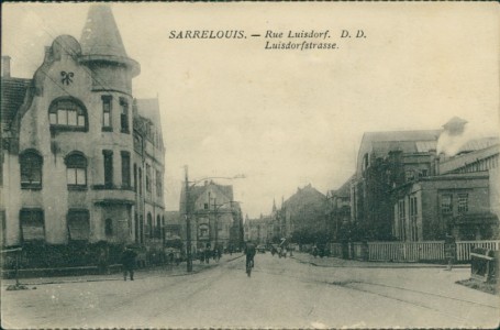Alte Ansichtskarte Saarlouis, Rue Luisdorf, Liesdorferstrasse (PAPIERSCHADEN)