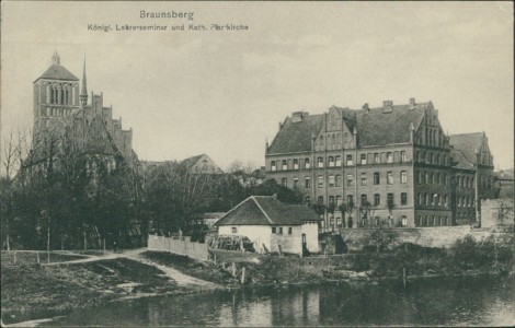 Alte Ansichtskarte Braunsberg / Braniewo, Königl. Lehrerseminar und Kath. Pfarrkirche