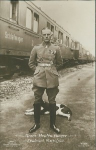 Alte Ansichtskarte Unser Helden-Flieger Leutnant Parschau, 