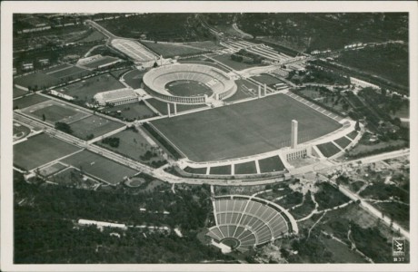 Alte Ansichtskarte Gesamtansicht vom Reichssportfeld mit Dietrich-Eckardt-Bühne, 