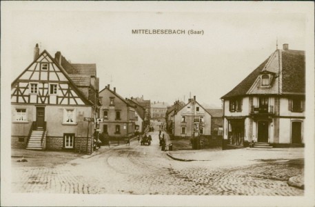 Alte Ansichtskarte Bexbach, Mittelbexbach, Straßenpartie