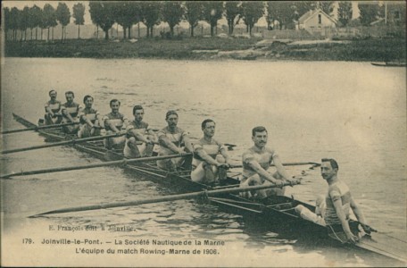 Alte Ansichtskarte Rudern / rowing / aviron, Joinville-le-Pont. La Société Nautique de la Marne. L'équipe du match Rowing-Marne de 1906