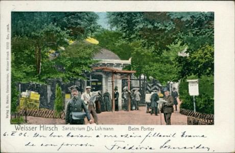 Alte Ansichtskarte Dresden-Weißer Hirsch, Sanatorium Dr. Lahmann. Beim Portier