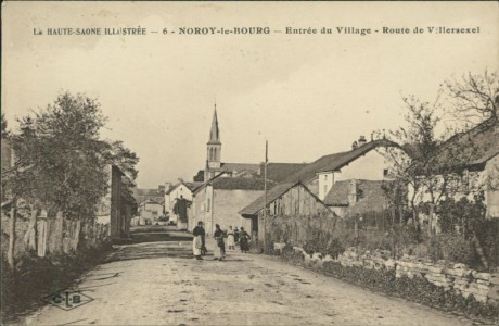 Alte Ansichtskarte Noroy-le-Bourg, Entrée du Village - Route de Villersexel