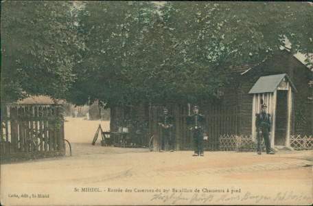Alte Ansichtskarte Saint-Mihiel, Entrée des Casernes du 29e Bataillon de Chasseurs à pied