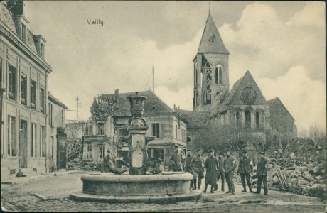Alte Ansichtskarte Vailly-sur-Aisne, Teilansicht mit Kirche, Kriegszerstörung