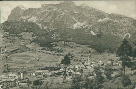Alte Ansichtskarte Cortina d’Ampezzo, Ansicht gegen die Tofana (3241 m), Tirol