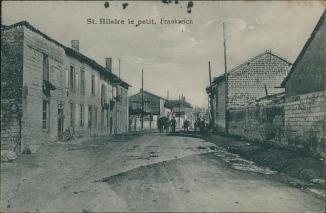 Alte Ansichtskarte Saint-Hilaire-le-Petit, une rue