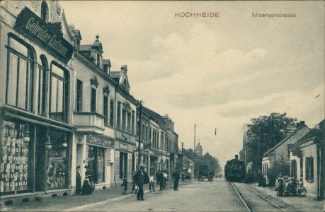 Alte Ansichtskarte Hochheide (Duisburg), Moerserstrasse mit Dampflok