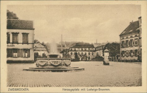Alte Ansichtskarte Zweibrücken, Herzogsplatz mit Ludwigs-Brunnen