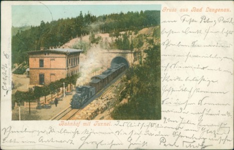 Alte Ansichtskarte Bad Langenau / Długopole-Zdrój, Bahnhof mit Tunnel, Dampflok
