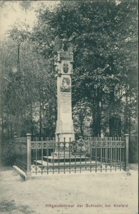 Alte Ansichtskarte Krefeld, Siegesdenkmal der Schlacht bei Krefeld