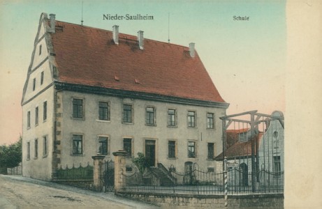 Alte Ansichtskarte Nieder-Saulheim, Schule