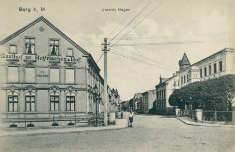 Alte Ansichtskarte Burg b. Magdeburg, Unterm Hagen mit Gasthof zum Bayrischen Hof