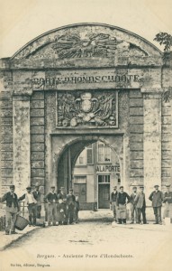 Alte Ansichtskarte Bergues, Ancienne Porte d'Hondschoote