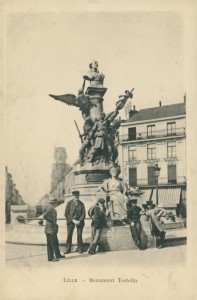 Alte Ansichtskarte Lille, Monument Testelin
