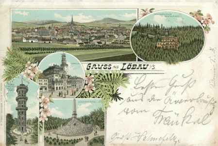 Alte Ansichtskarte Gruss aus Löbau, Gesamtansicht, Königsbrunnen Restaurant, Rathaus, König Friedrich August Turm, Siegesdenkmal