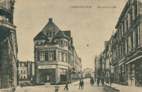 Alte Ansichtskarte Euskirchen, Bahnhofstraße mit Bahnhof