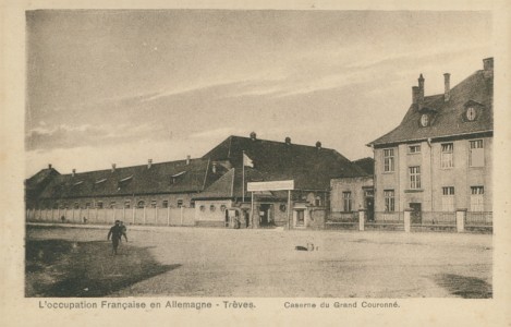 Alte Ansichtskarte Trier, Caserne du Grand Couronné