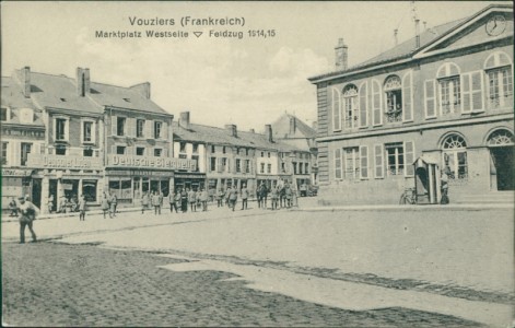 Alte Ansichtskarte Vouziers, Marktplatz Westseite, Feldzug 1914,15
