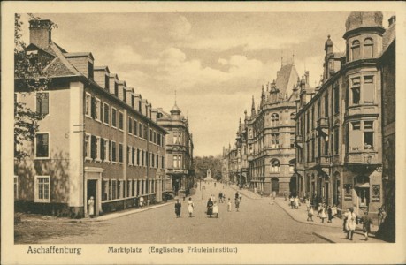 Alte Ansichtskarte Aschaffenburg, Marktplatz (Englisches Fräuleininstitut)