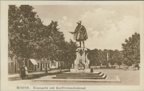Alte Ansichtskarte Moers, Neumarkt mit Kurfürstendenkmal