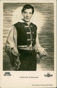 Alte Ansichtskarte Gerhard Riedmann, In dem Film "Der Zigeunerbaron". Berolina/Herzog-Film/Wesel